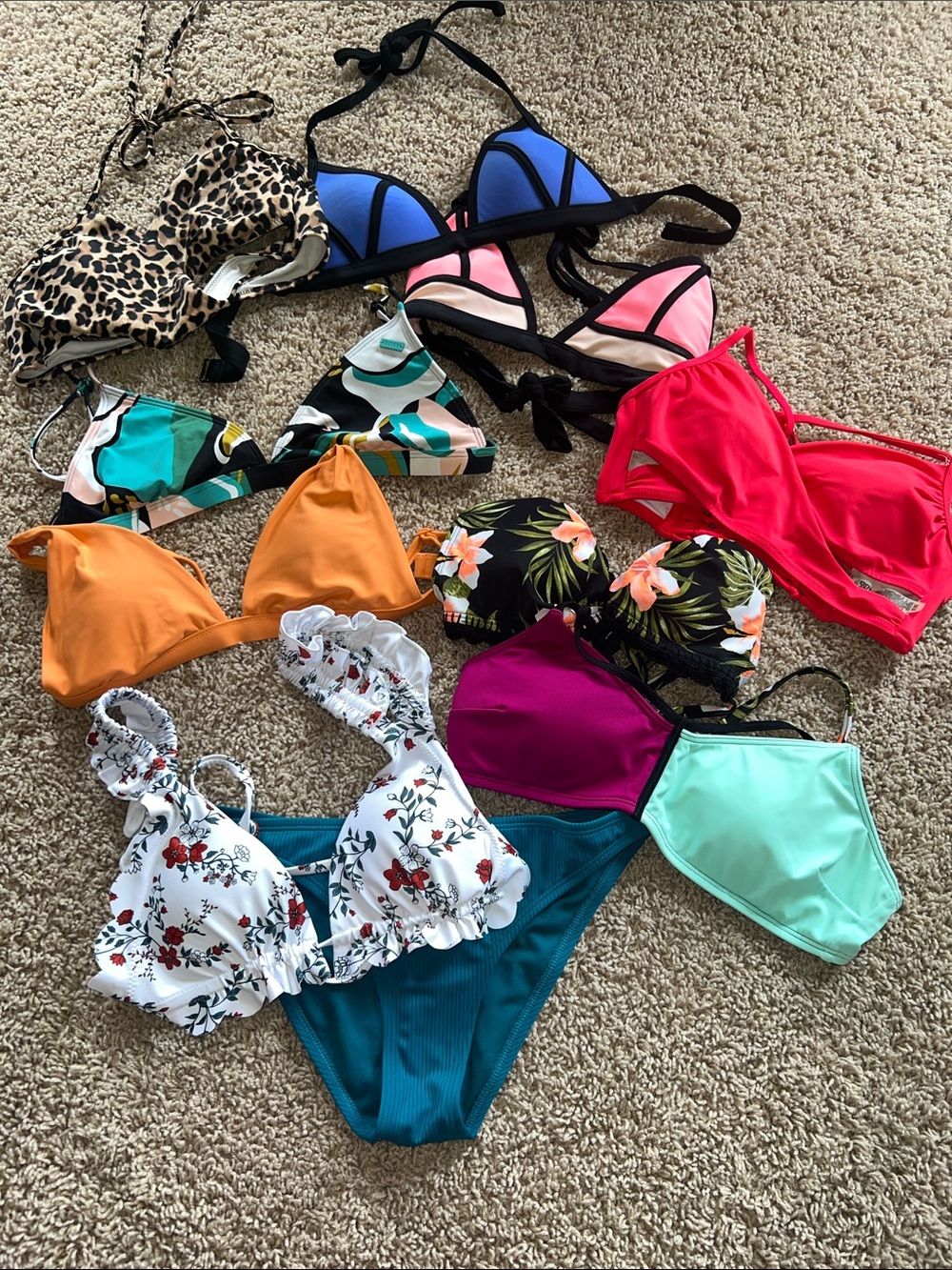 Assorted Women’s Bikini Tops & Bottoms - Mixed Colors size small